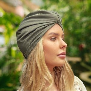 Women’s Turban Green Knit - Hair Accessories